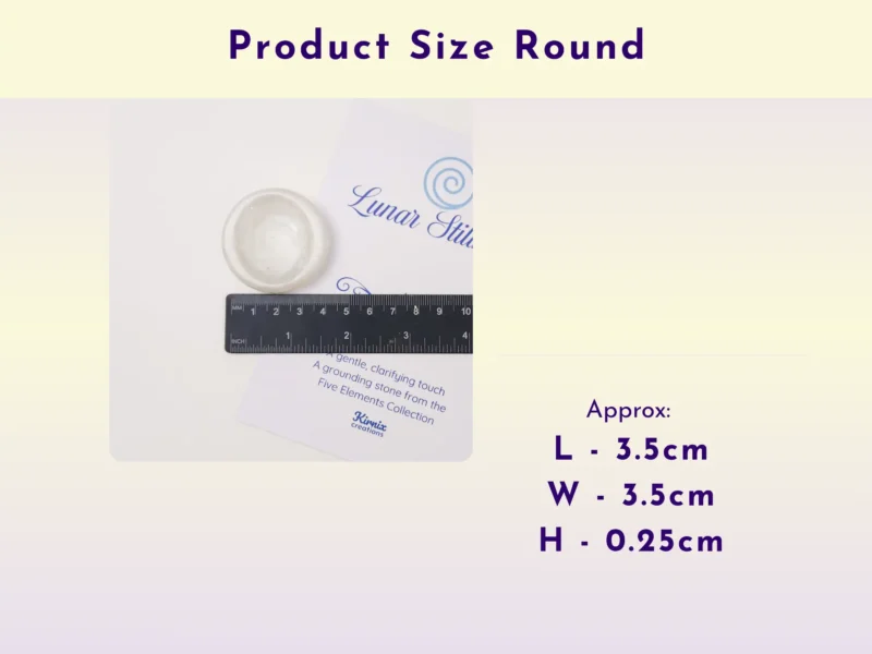 Round resin worry stone size guide with ruler and measurements in centimetres.